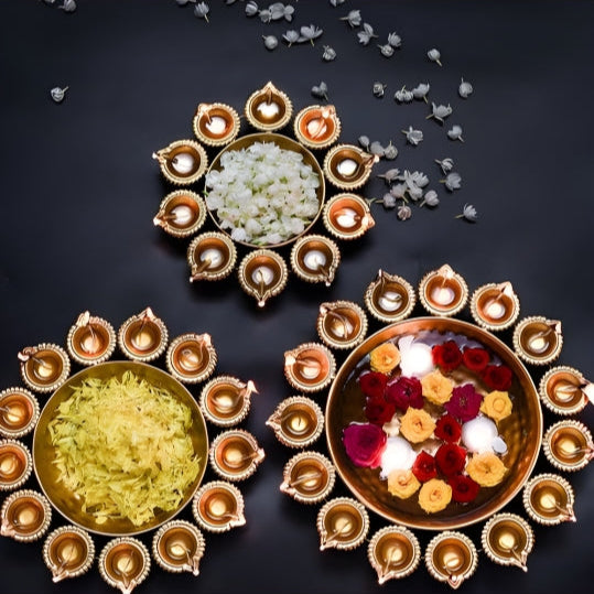 Trendify store Urli with 10/13/15 Diyas | Urli Bowl for Home Decor | Urli for Floating Flowers | Diwali Decoration Items for Home Decor | Housewarming, Diwali Gift BUY NOW